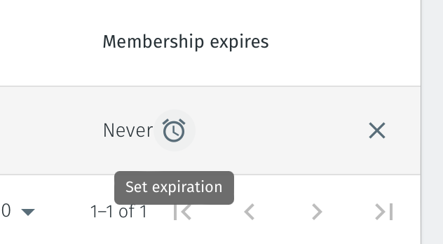 In the configuration window for the group, select the group member which you want to set an membership expiry for and click on the clock icon that appears when you hover the mouse pointer over the Membership expires parameter.